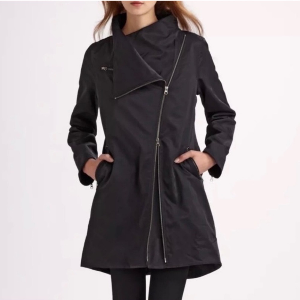 Eileen Fisher Black Asymmetrical Zip Jacket